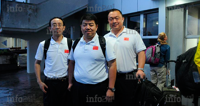 Des experts médicaux chinois pour assister les pays de l’Afrique de l’ouest contre Ebola 