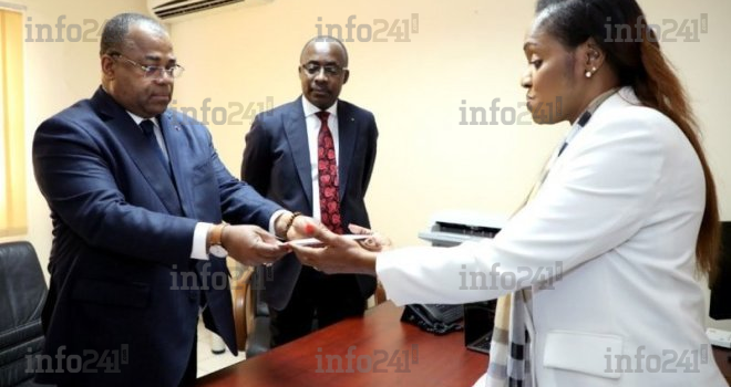 Le Premier ministre gabonais déclare enfin ses biens... mais  avec 11 mois de retard&nbsp;!